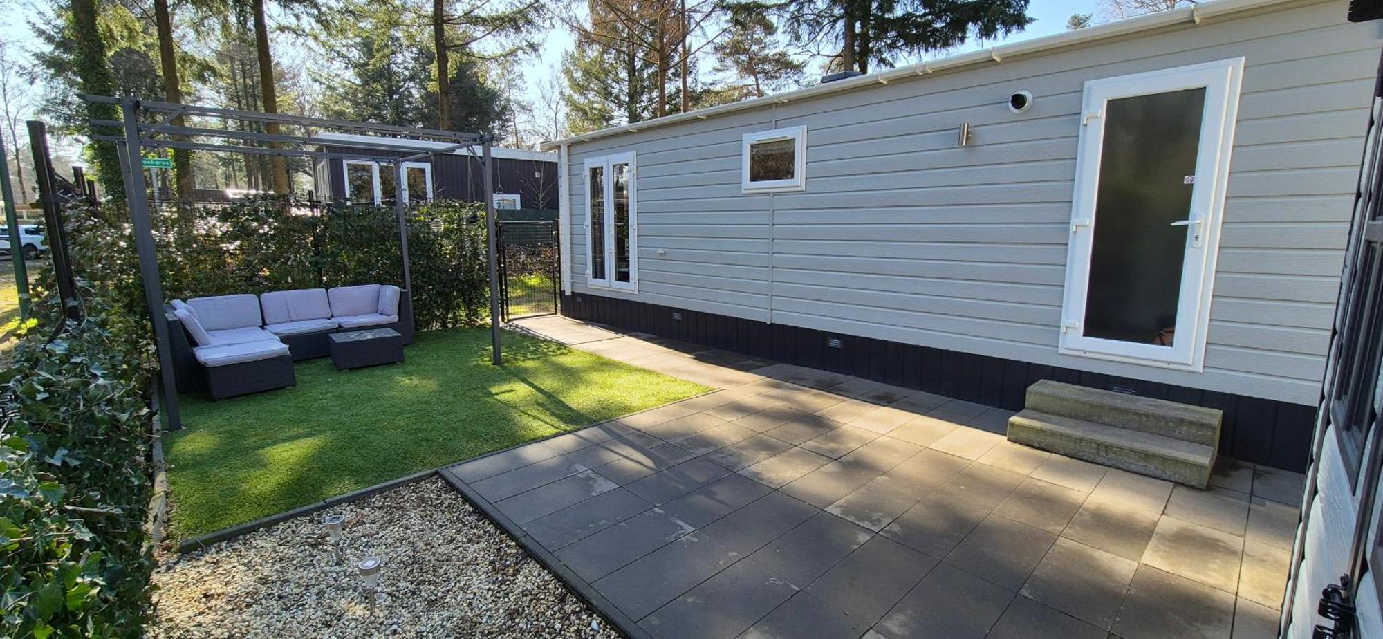Het Veluwse Boshuisje Knus Chalet Met Omheinde Tuin Op De Veluwe Hoenderloo Eksteriør bilde
